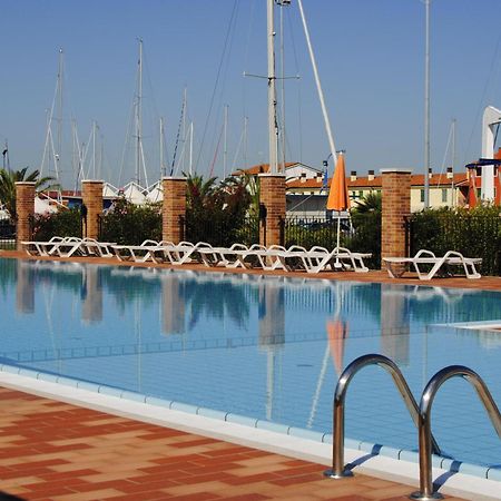 Residence Maestrale Caorle Exterior foto