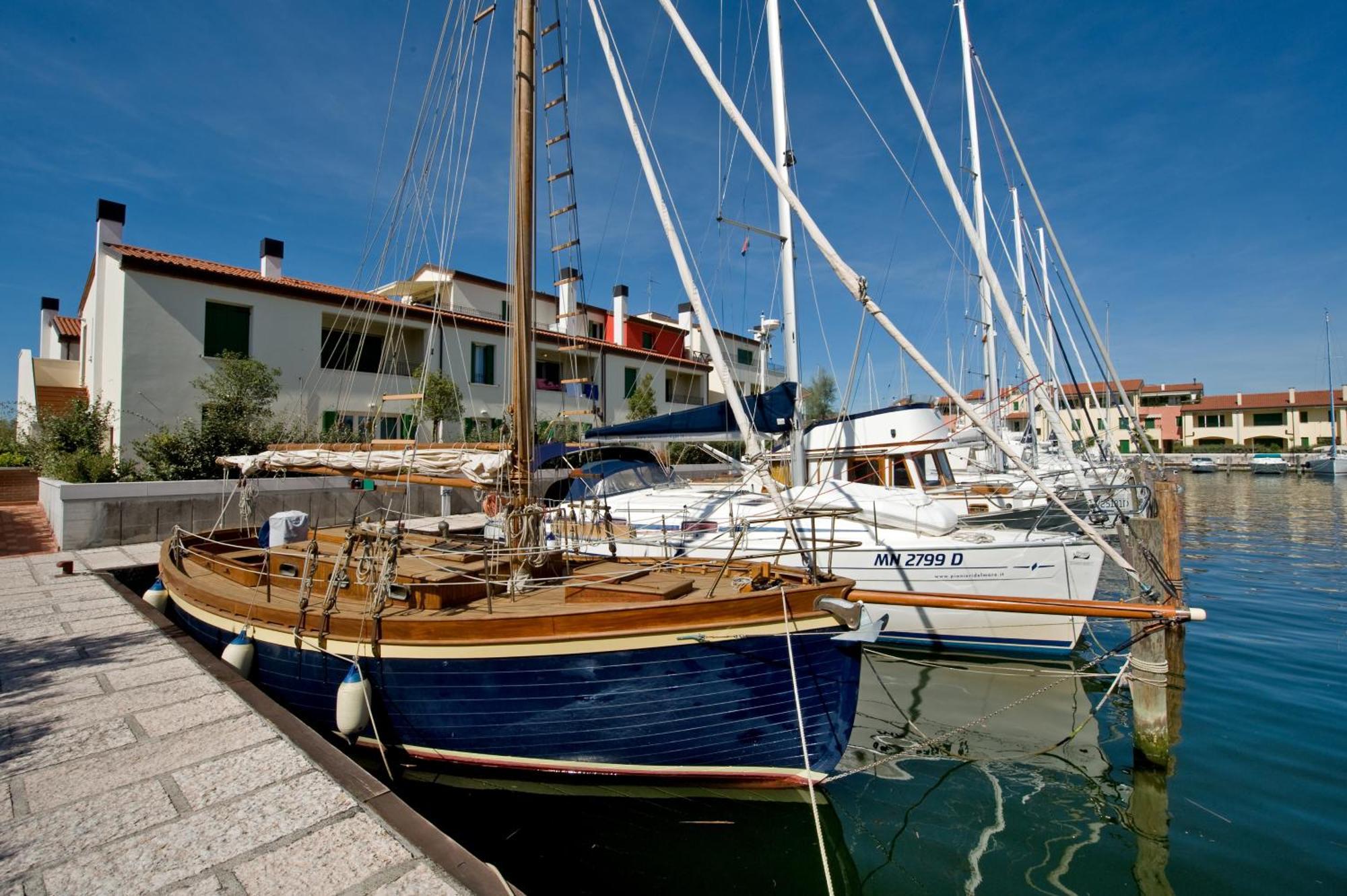 Residence Maestrale Caorle Exterior foto