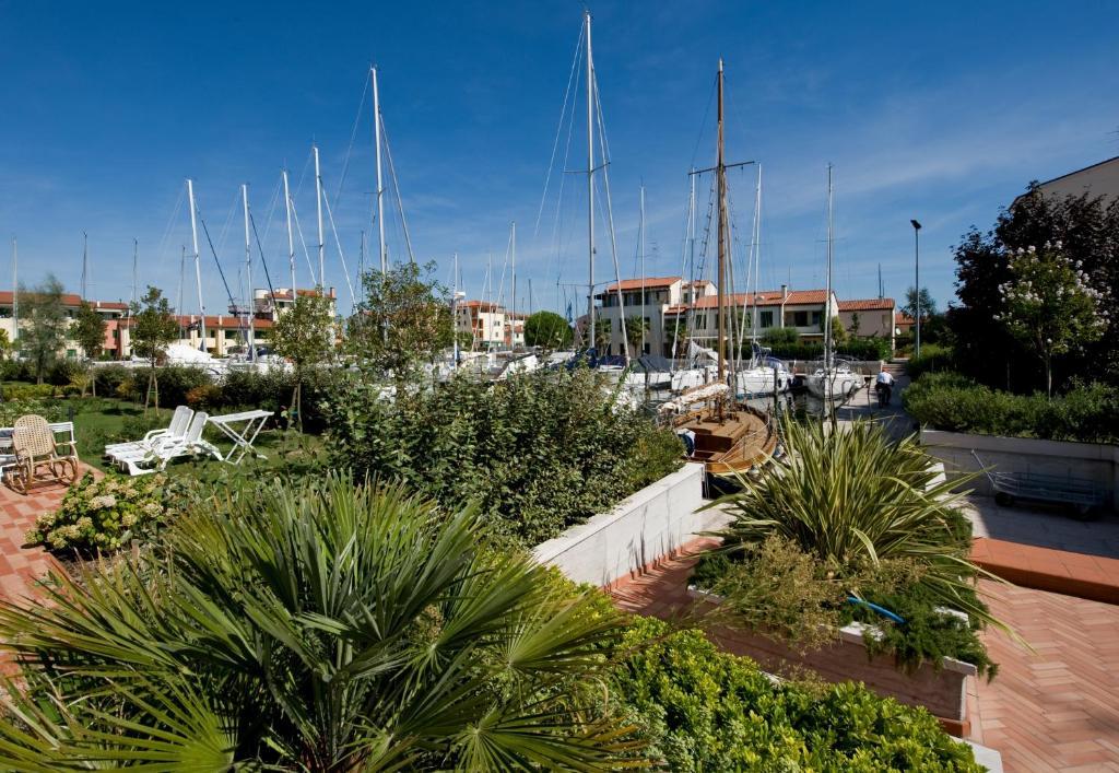 Residence Maestrale Caorle Exterior foto